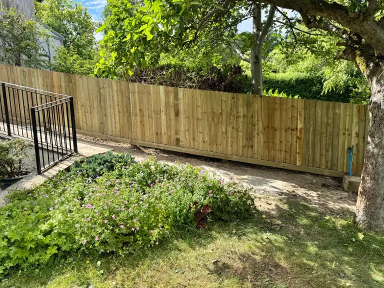 Closeboard Side Garden Fencing by Sheffield Fencing (photo 6)