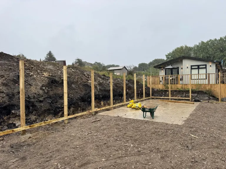 Feather Edge Fencing on a New-Build Plot by Sheffield Fencing (photo 2)
