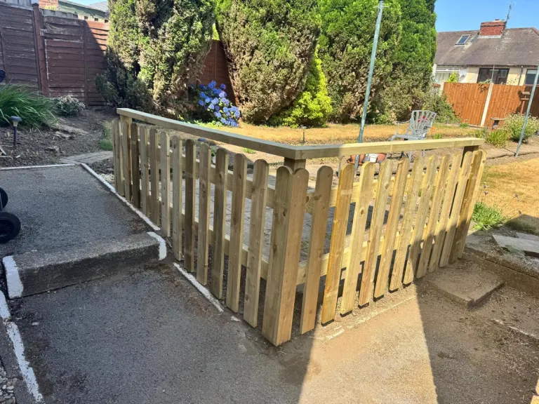 Picket Fence for a Front Garden by Sheffield Fencing